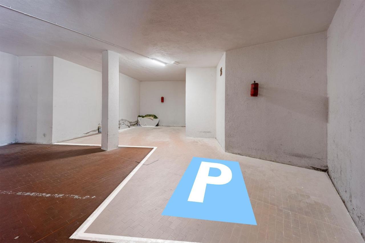Apartmán Portosole Attic - With Terrace And Private Parking Sanremo Exteriér fotografie